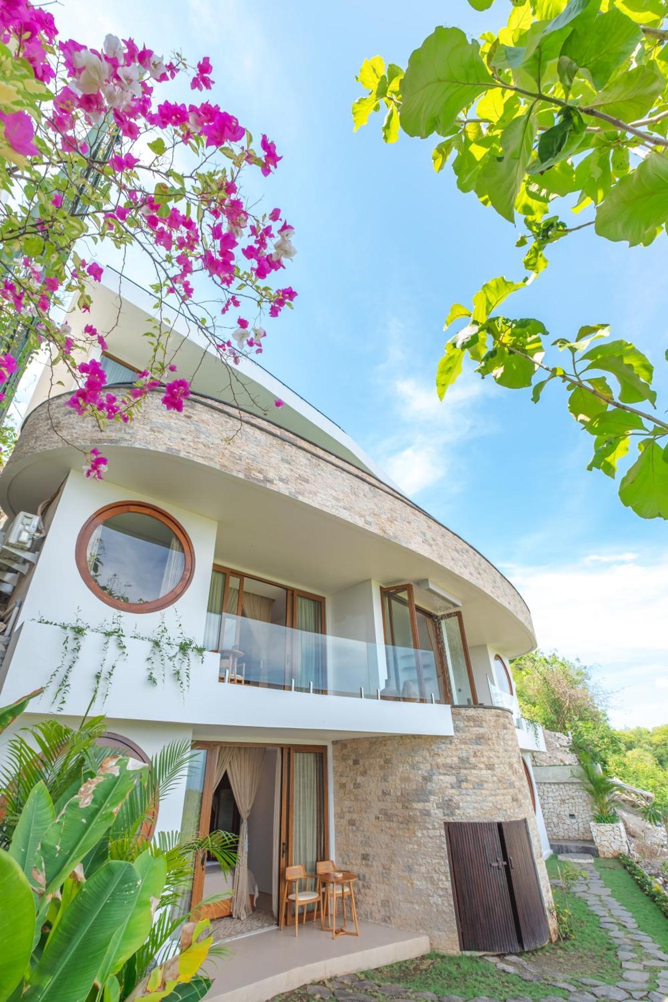Villa Kaliente Toyapakeh المظهر الخارجي الصورة